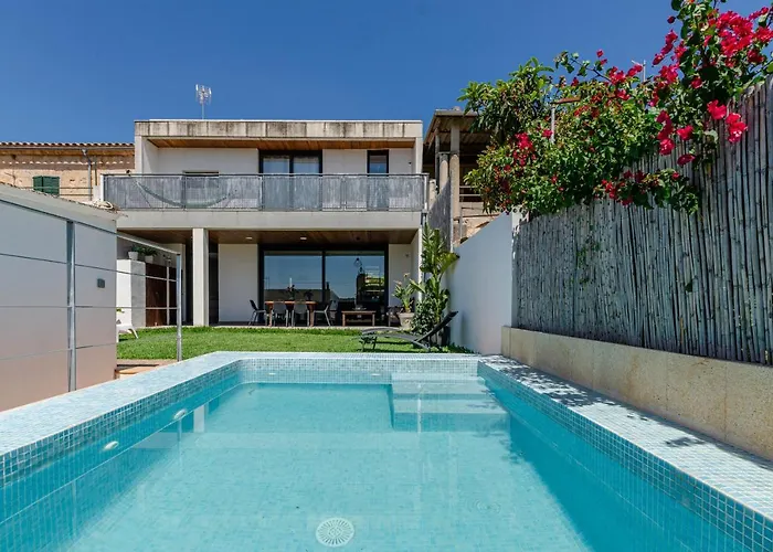 Yourhouse Casa Llubi, Air Conditioned Town House In Majorca North