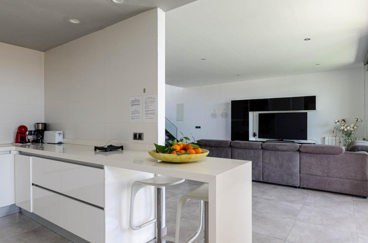 Yourhouse Casa Llubi, Air Conditioned Town House In Majorca North Ferienhaus Llubí